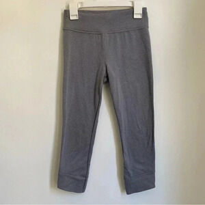 Athleta girl cropped capri leggings L / 12